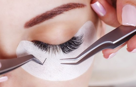 Mastering Russian Volume Lash Extensions